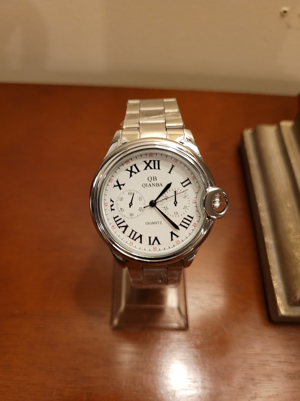 Brand New Silver Qianba Quartz Men's Watch with Roman Numerals